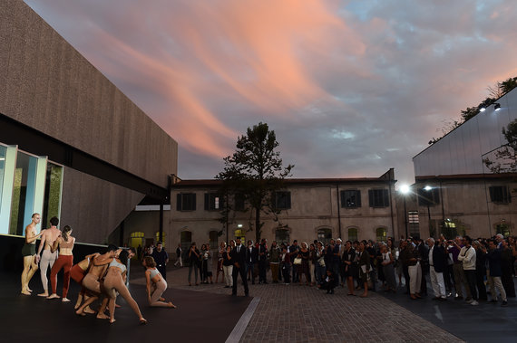 MILAN, ITALY - SEPTEMBER 17:  Dancers perform during the 'Atlante Del Gesto' Dance Project at Fondazione Prada on September 17, 2015 in Milan, Italy.  (Photo by Stefania D'Alessandro/Getty Images for Fondazione Prada)